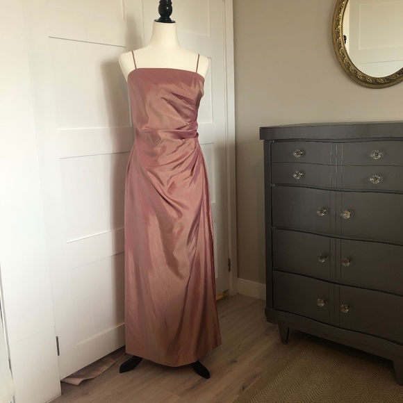 Retro 2000 Prom/Evening/Bridesmaid pink dress - Picture 2 of 12
